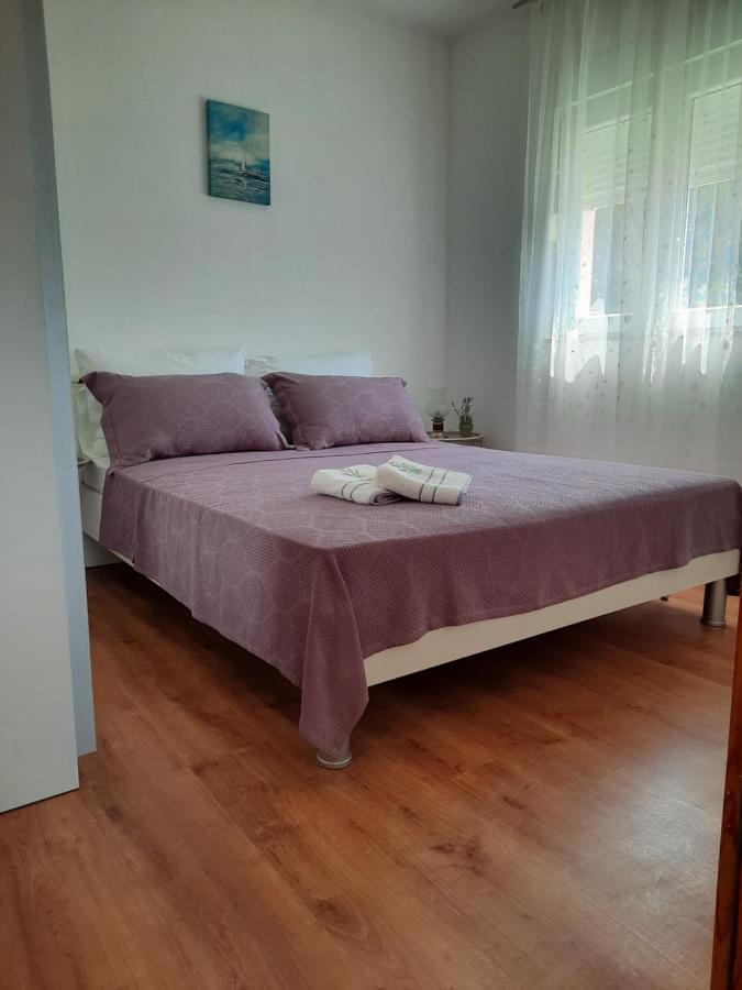 Bella Vista Daire Komarna Dış mekan fotoğraf
