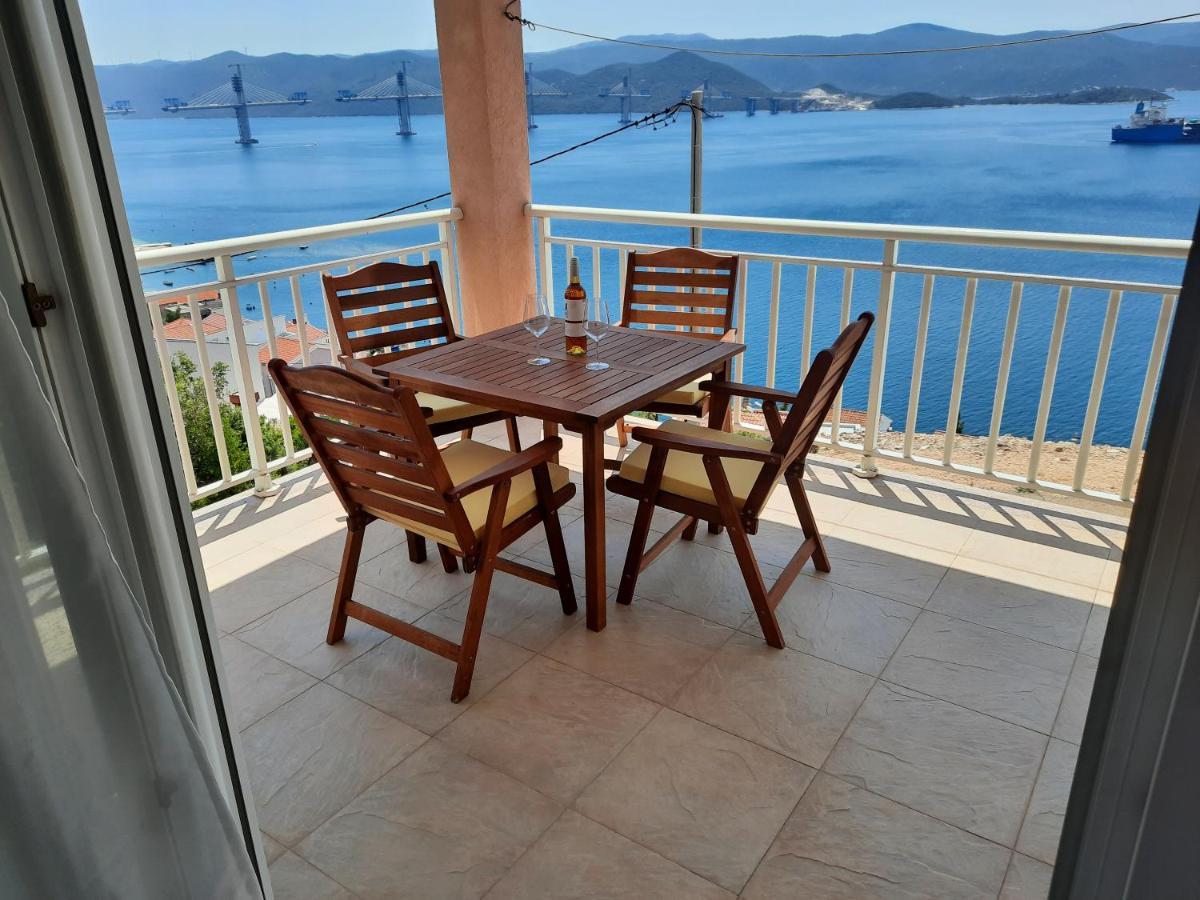 Bella Vista Daire Komarna Dış mekan fotoğraf