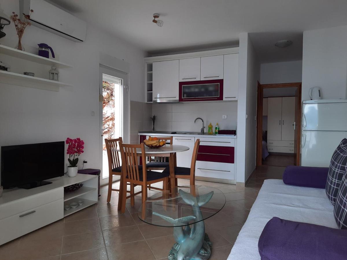 Bella Vista Daire Komarna Dış mekan fotoğraf