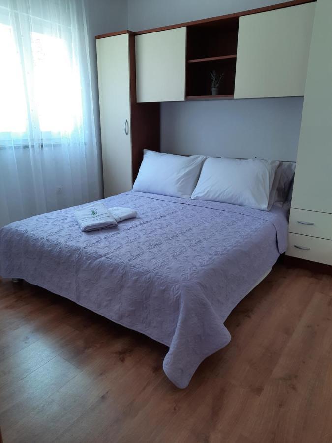 Bella Vista Daire Komarna Dış mekan fotoğraf